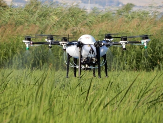 20L/Kg χωρητικότητα TPU ψεκασμός Drone για τη γεωργία Εσωτερική ενσωματωμένη εγκατάσταση σύνδεσης