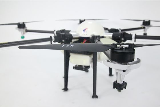Drone ψεκασμού φυτοφαρμάκων 6L Φιλικό προς τον χρήστη Αδιάβροχο τύπου σακιδίου